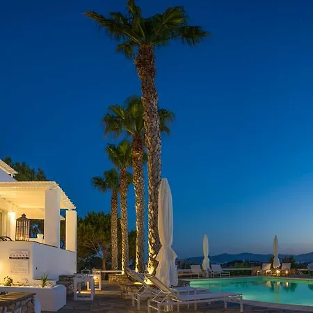 Agia Irini Cove Ajía Iríni Páru