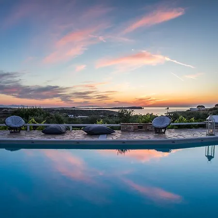 Agia Irini Cove Ajía Iríni Páru