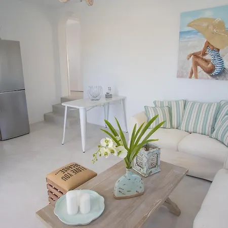 וילה Agia Irini Cove