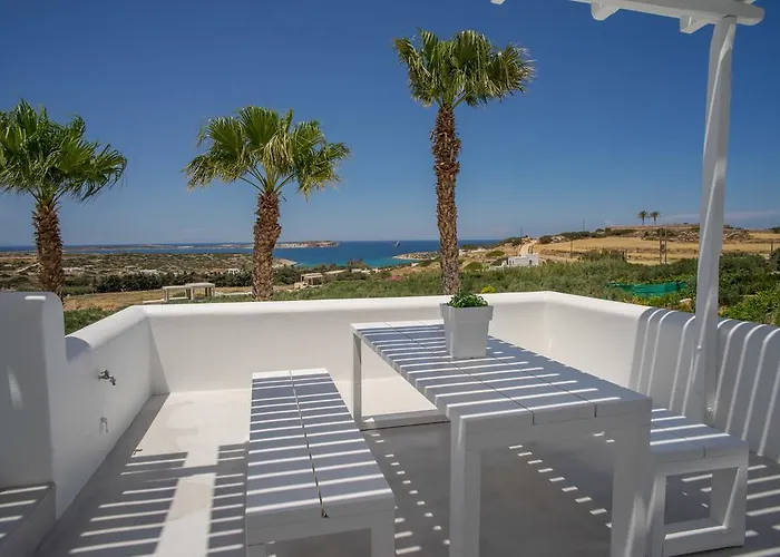 Agia Irini Cove Ajía Iríni Páru