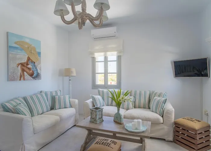 Agia Irini Cove Ajía Iríni Páru