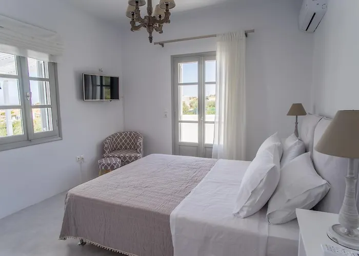 Agia Irini Cove Ajía Iríni Páru