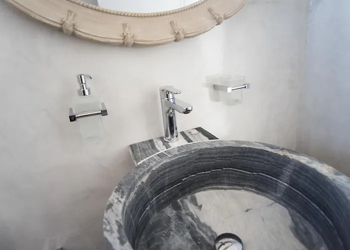 Agia Irini Cove Ajía Iríni Páru